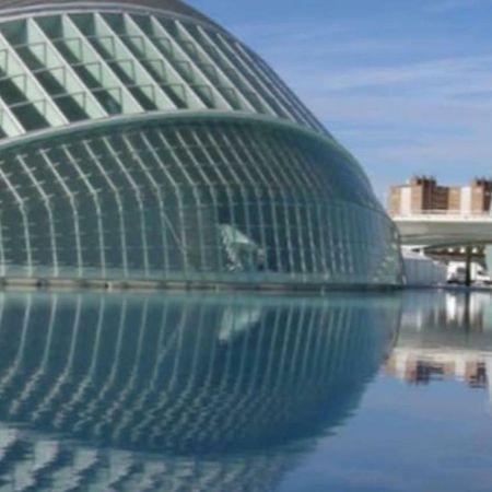 Loft En La Ciudad De Las Ciencias Y Cerca De La Playa 발렌시아 외부 사진